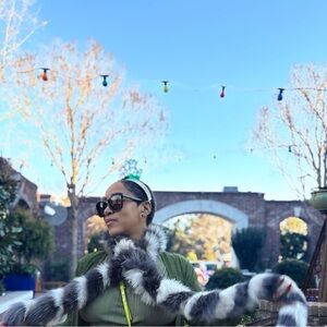 Meet your Posher, Karen